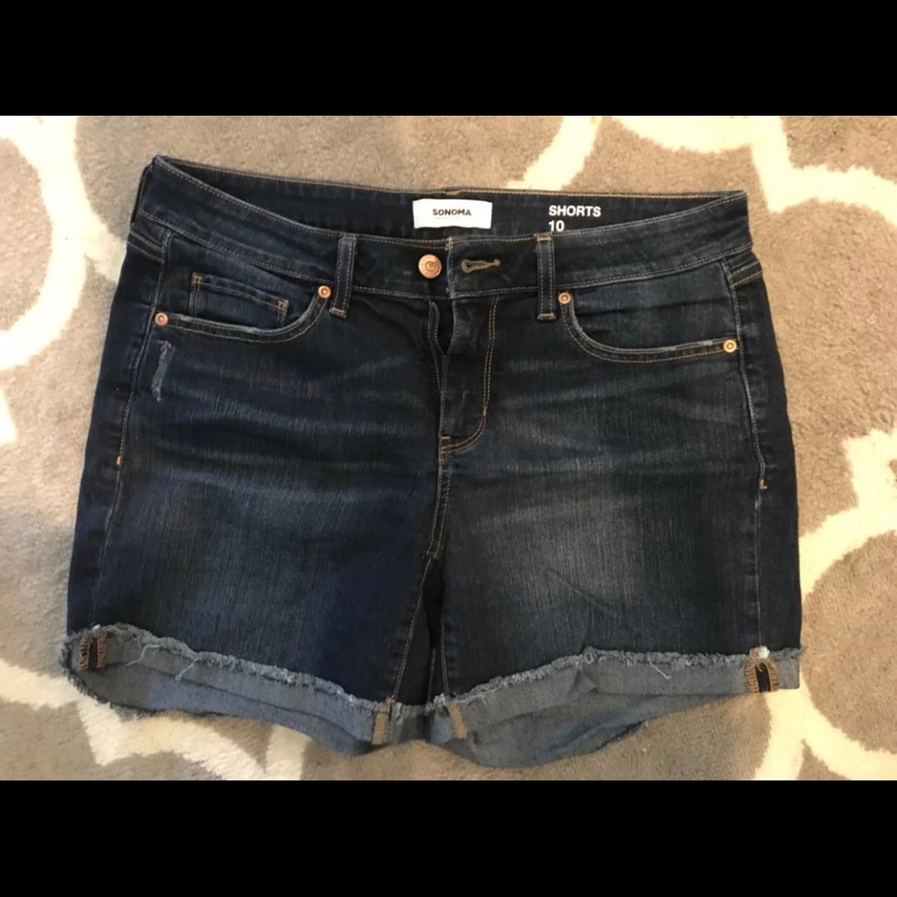 Sonoma Blue Jean Mid-Thigh Shorts; size 10